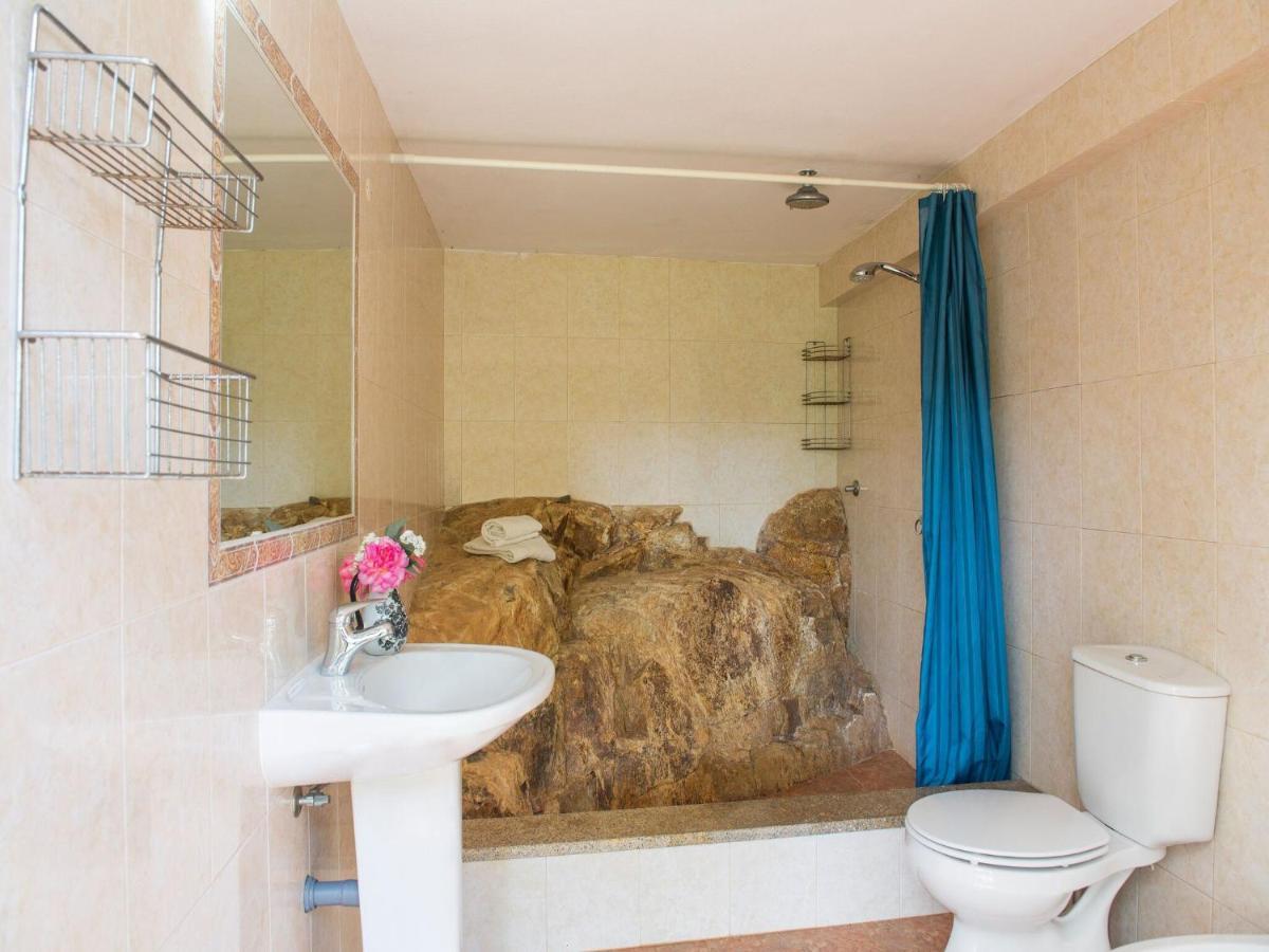 House With Authentic Tiling And Antique Furniture Villa Montemor-o-Novo Kültér fotó